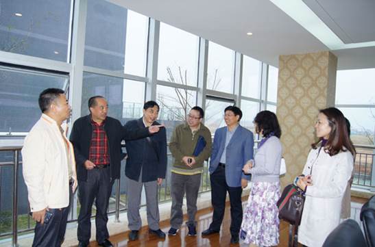 說(shuō)明: E:\畜科\會(huì)議報(bào)道\20141027四川科創(chuàng)飼料產(chǎn)業(yè)技術(shù)研究院會(huì)議報(bào)道\news-02.jpg